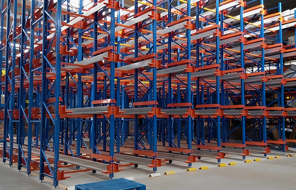 四向穿梭式貨架的優(yōu)缺點(diǎn)介紹